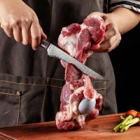"ONYX" Ausbeinmesser Damastmesser mit 67 Lagen 14,5 cm lange Klinge Griff aus Ahorn-Wurzelholz mit Verbundharz